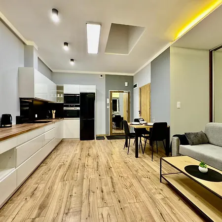 Silesia Prime Tysiaclecia 4 Wieze Z Tarasem Apartmán Katovice