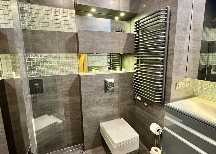 Silesia Prime Tysiaclecia 4 Wieze Z Tarasem * Katovice