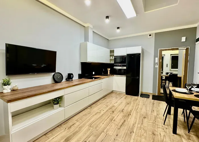 Silesia Prime Tysiaclecia 4 Wieze Z Tarasem * Katovice