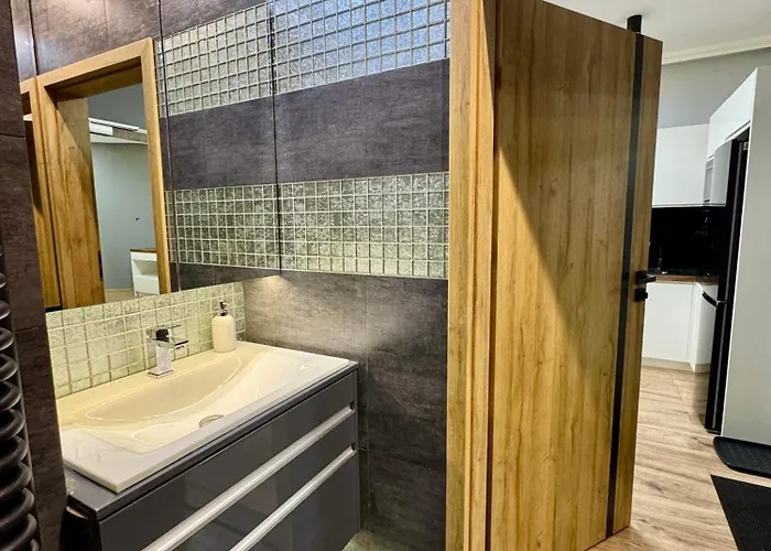 Silesia Prime Tysiaclecia 4 Wieze Z Tarasem Apartmán *