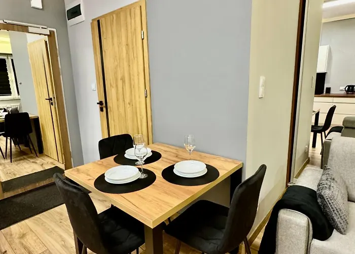 Silesia Prime Tysiaclecia 4 Wieze Z Tarasem Apartmán *